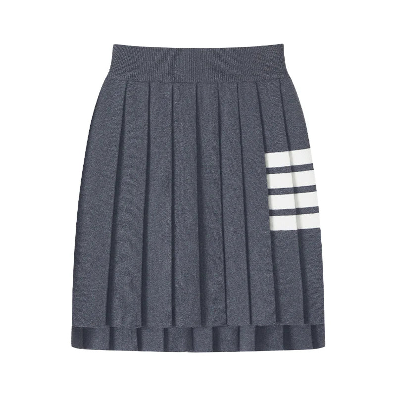 Women short pleated skirt